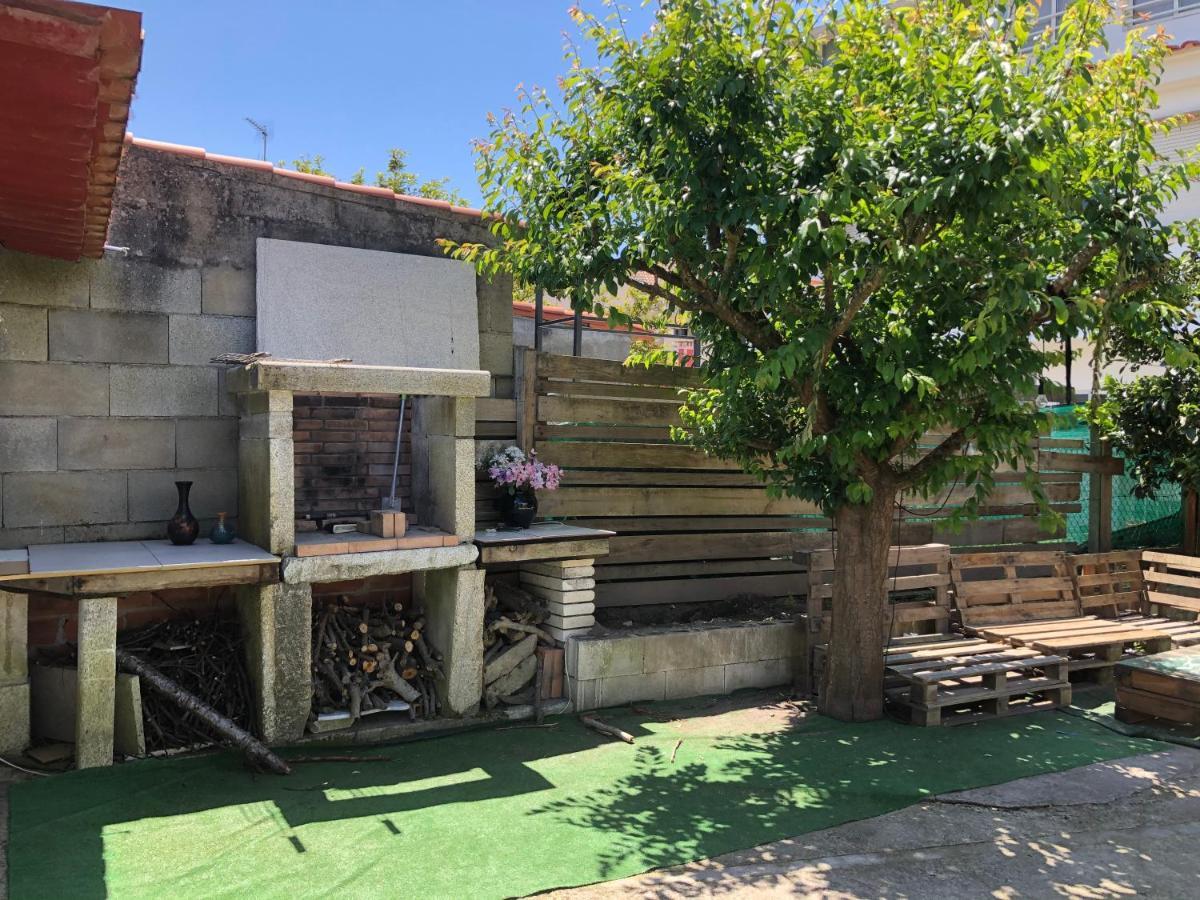 Vivienda Amplia Y Luminosa A Escasos Metros De La Playa De Cangas. Bagian luar foto
