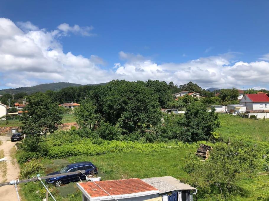 Vivienda Amplia Y Luminosa A Escasos Metros De La Playa De Cangas. Bagian luar foto