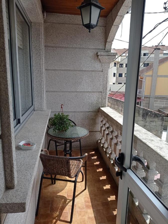 Vivienda Amplia Y Luminosa A Escasos Metros De La Playa De Cangas. Bagian luar foto